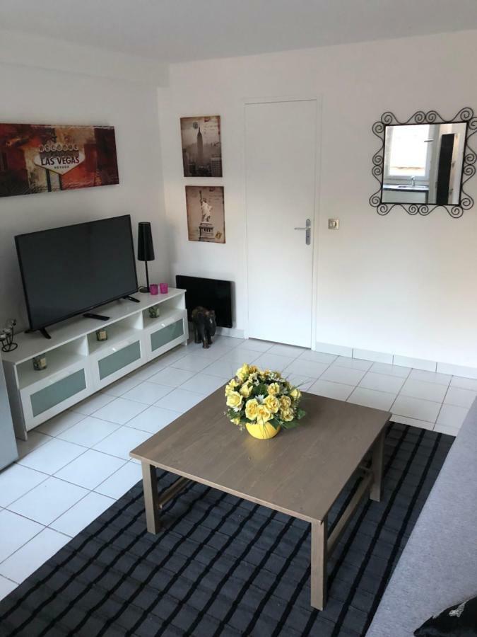 Jolie Petite Maison Pres Parc Des Expos Rer Cdg Arena วิลล์แป็ง ภายนอก รูปภาพ